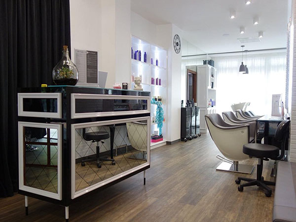 Quote-reception counter-for-hairdressers